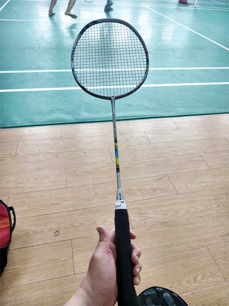 Review Yonex Nanoflare 700 Tour