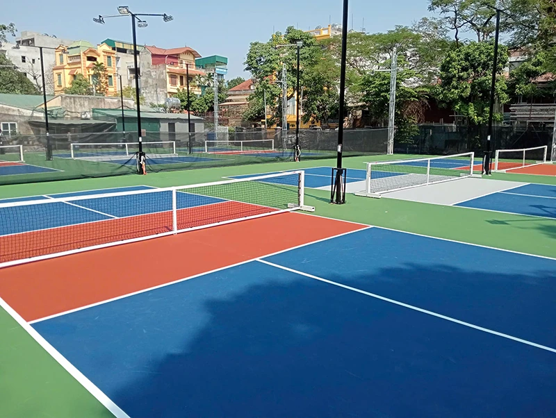 Bề mặt sân pickleball Heypick được làm từ chất liệu atphan cao cấp