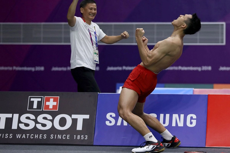 Jonatan Christie ăn mừng chiến thắng đã trở thành hình ảnh biểu tượng của ASIAD 2018