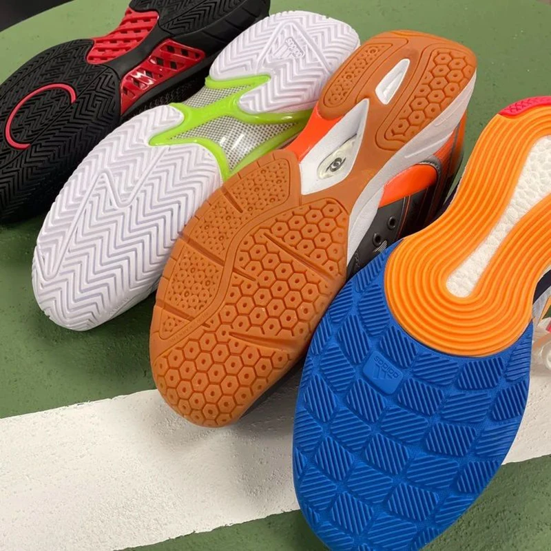 Chơi pickleball đi giày gì?